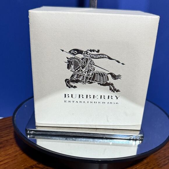 Burberry Checkered Beige and Black Belt and eyeglass case bundle - Picture 10 of 16